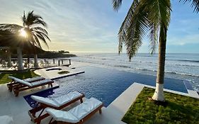 Vista Las Olas Resort